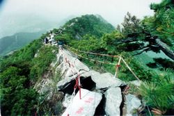 黄冈大别山薄刀峰天气